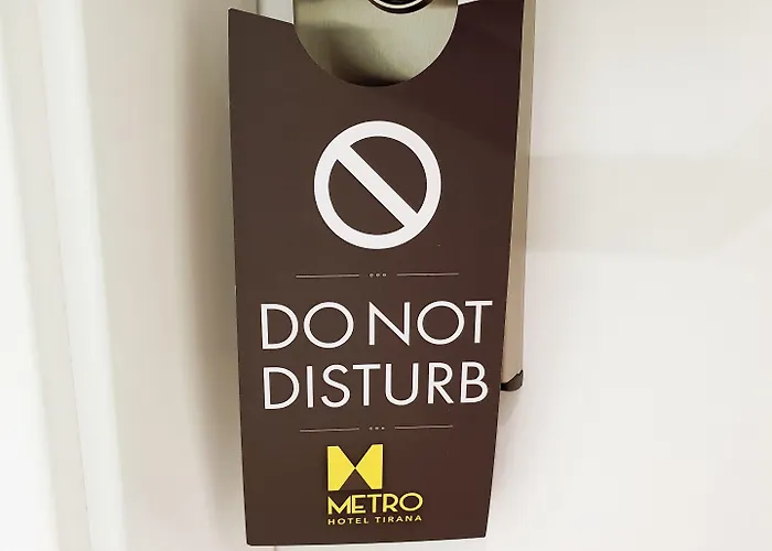 Metro Hotel