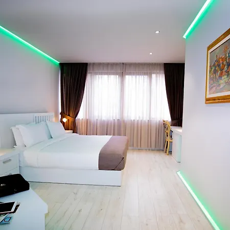 Hotell Metro 4*