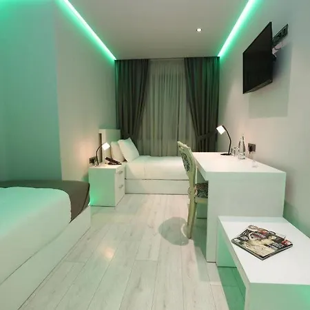 Hotell Metro 4*