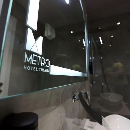 Metro Hotel 4*