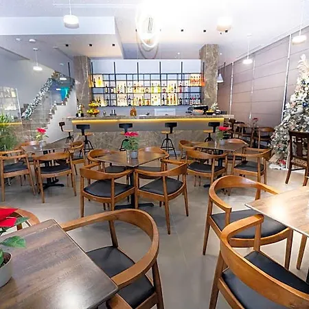 Hotel Metro 4*