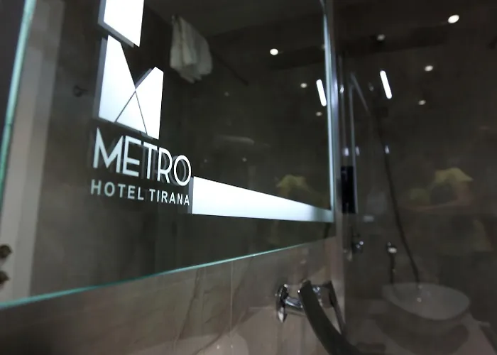 Metro Hotell 4*