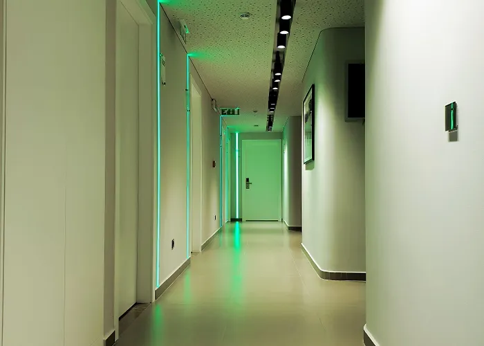 Metro Hotell 4*